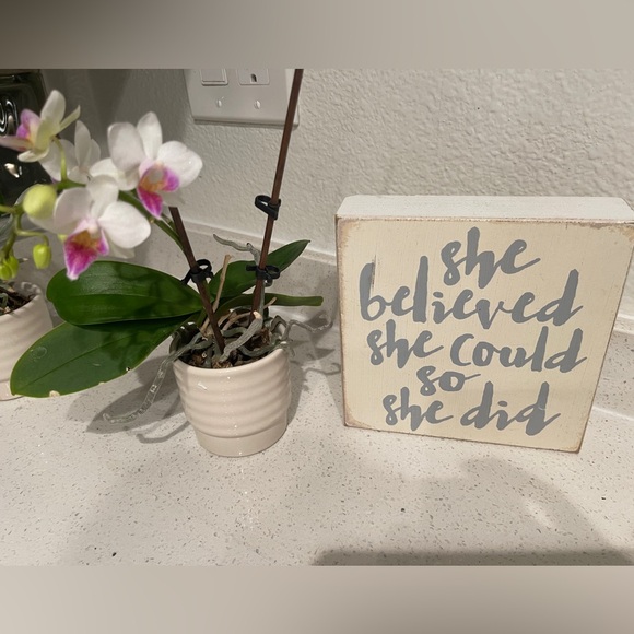 Inspirational Decor - Picture 2 of 2